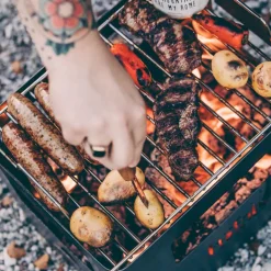 Höfats Beer Box vuurkorf< Vuurkorven