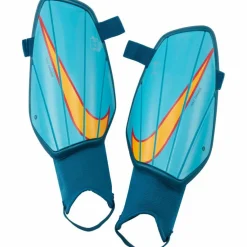 Nike Charge scheenbeschermers baltic blue zwart wit< Scheenbeschermers Voetbal