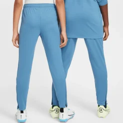 Nike Dri-FIT Academy23 trainingsbroek junior aegean  storm baltic blue< Voetbalkleding