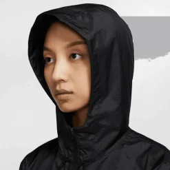 Hardloopkleding-Nike Essential hardloopjack dames black