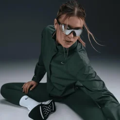 Hardloopkleding-Nike Fast Repel hardloopjack dames vintage green black