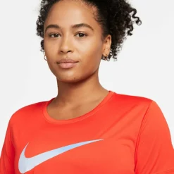 Nike One Dri-FIT Swoosh hardloopshirt dames red< Hardloopkleding
