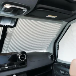 Remis Remifront 4 voorpaneel voor Mercedes Sprinter  VS30 vanaf 2019 met sensorpakket groot< Wandbekleding & Gordijnen