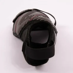 Stanno Pro Guard II scheenbeschermers black white red< Scheenbeschermers Voetbal