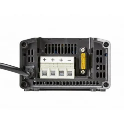 Accu's & Batterijen-Victron Energy  Blue Smart IP22 12V/20A acculader met 3 uitgangen