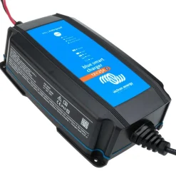 Accu's & Batterijen-Victron Energy  Blue Smart IP65 acculader 25A